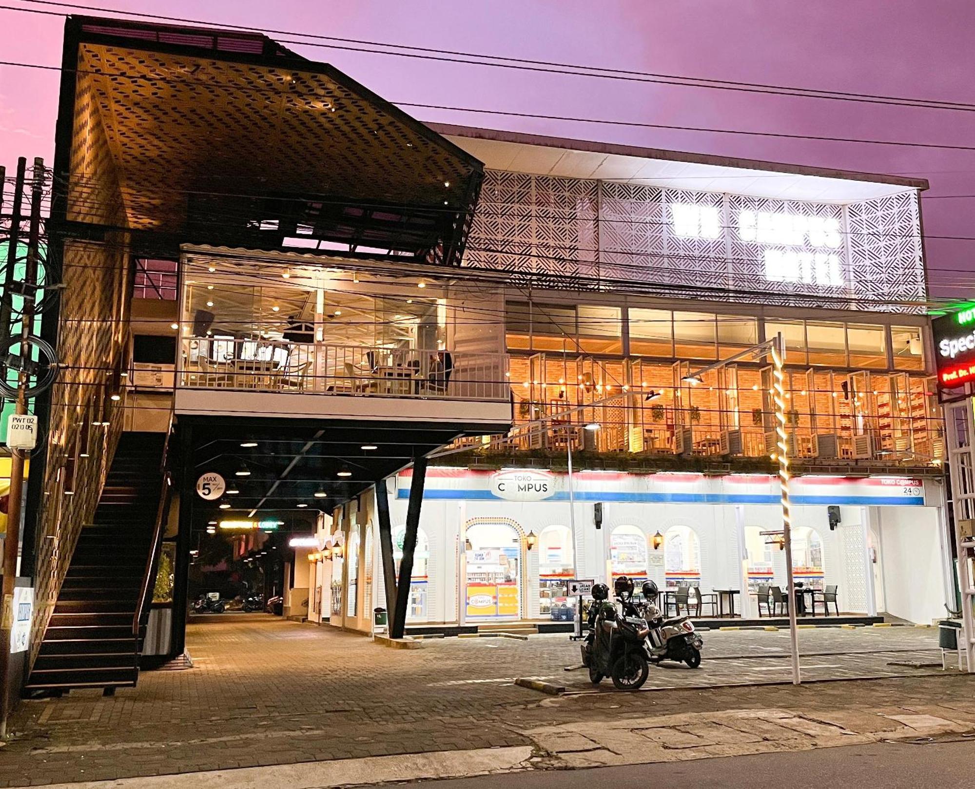 วิซาตา เนียกา แคมปัส Hotel ปูร์โวเคอร์โต ภายนอก รูปภาพ